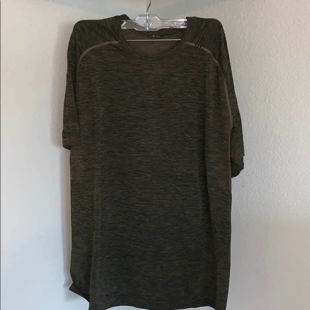 Lululemon Metal Vent Tech tee